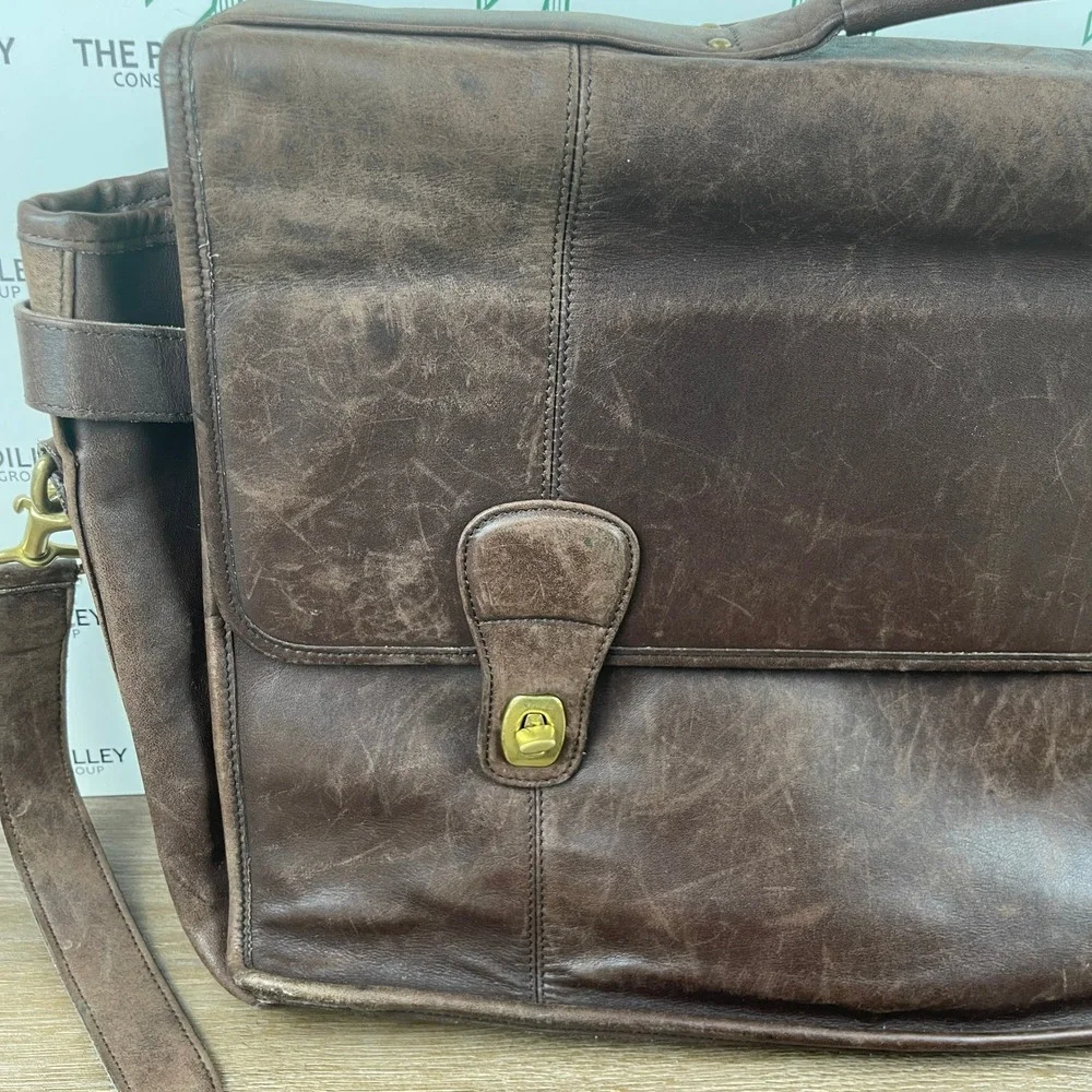 Vintage Coach D8S-0546 Turnlock Leather‎